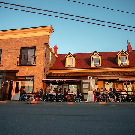 Le Littoral Bistro Gourmand Et Auberge Hotel Sainte Anne des Monts Exterior photo